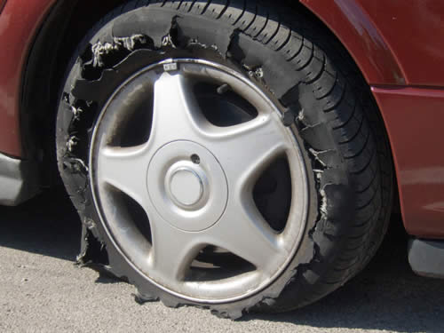 Xu-ly-7-su-co-hay-gap-khi-lai-xe